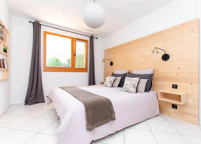 Magnifique Avec Piscine Et Climatisation Tatil Evi *