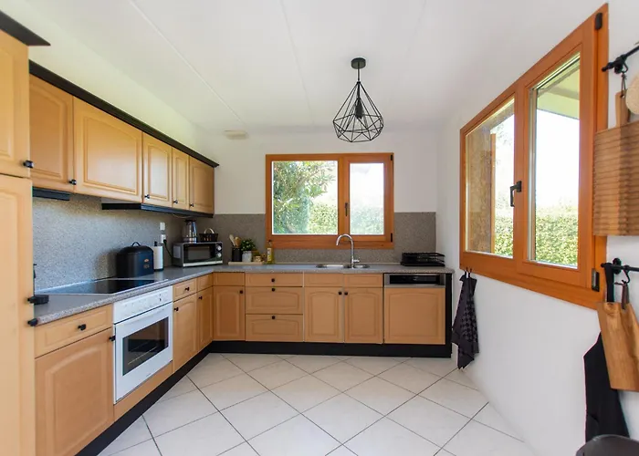 Magnifique Avec Piscine Et Climatisation Lombez